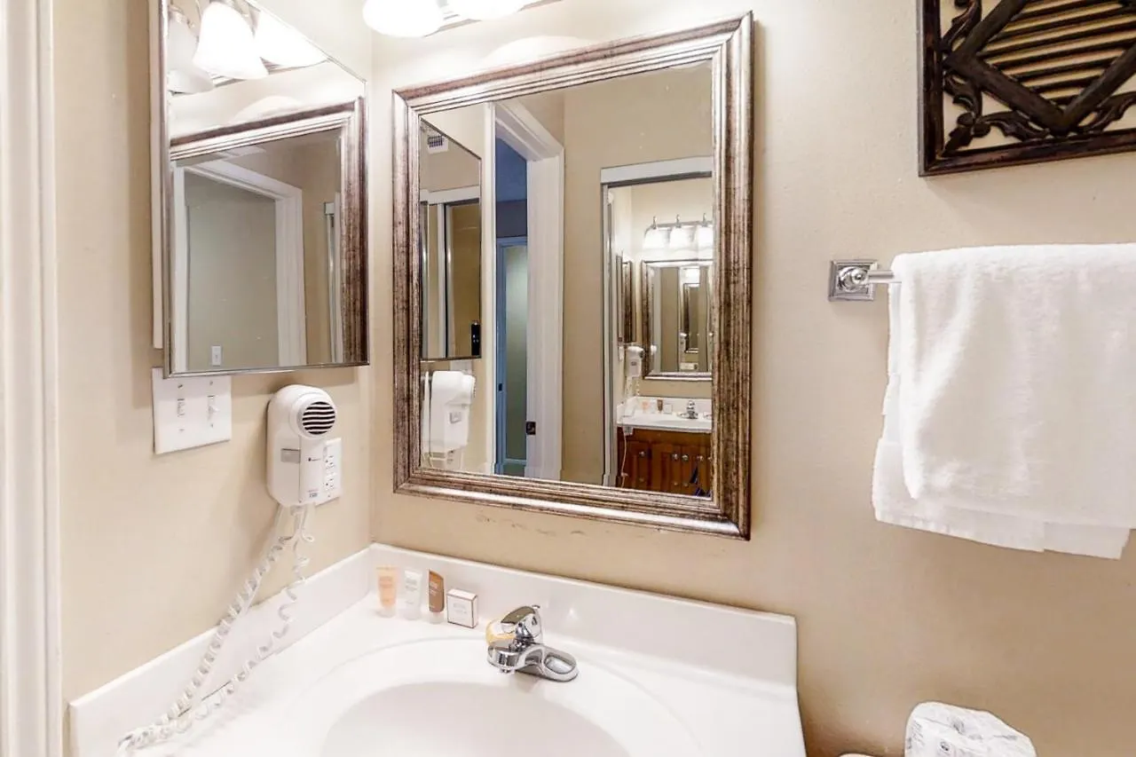 Crystal Sands 210A Apartman Destin